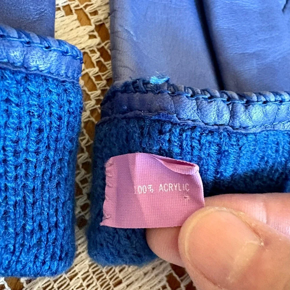 Vintage Grandoe Periwinkle Blue Soft Leather Dress Gloves M Acrylic Knit Lined
